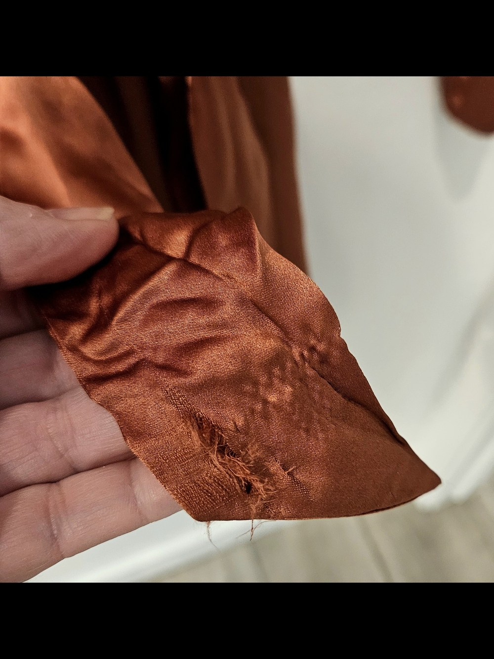 Cuyana Silk Wrap Robe In Rust - Picture 4 of 5